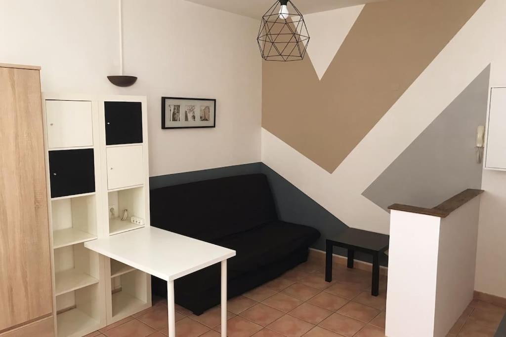Studio Confort - Intra-muros - Plein Centre Avignon